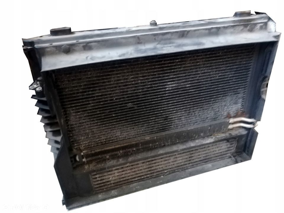 BMW E60 E61 2.0D CHŁODNICE KOMPLET 7798294 - 1