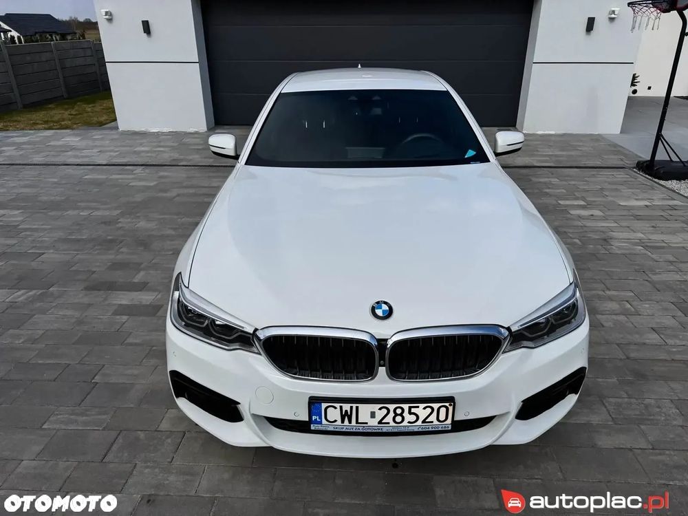BMW Seria 5 520d M Sport sport - 9