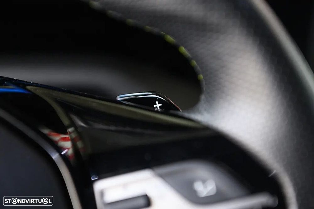 Peugeot 308 1.6 Hybrid GT e-EAT8 - 49