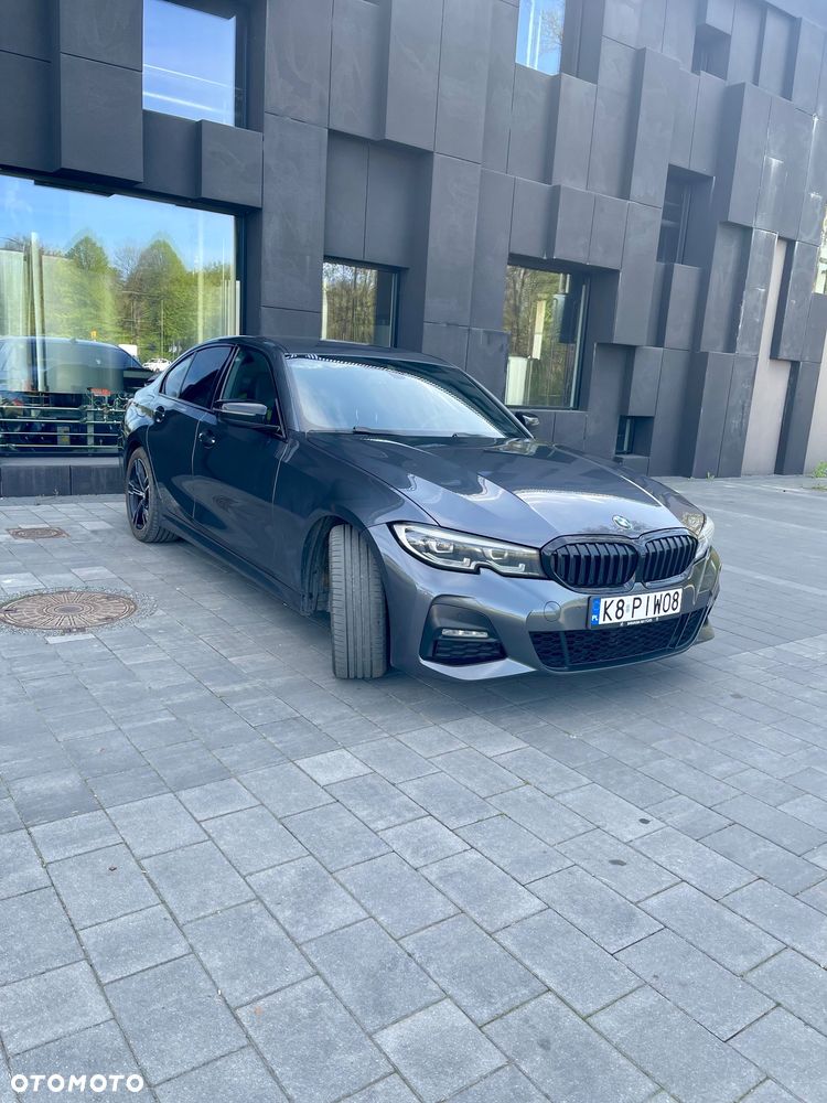 BMW Seria 3 330i xDrive - 2
