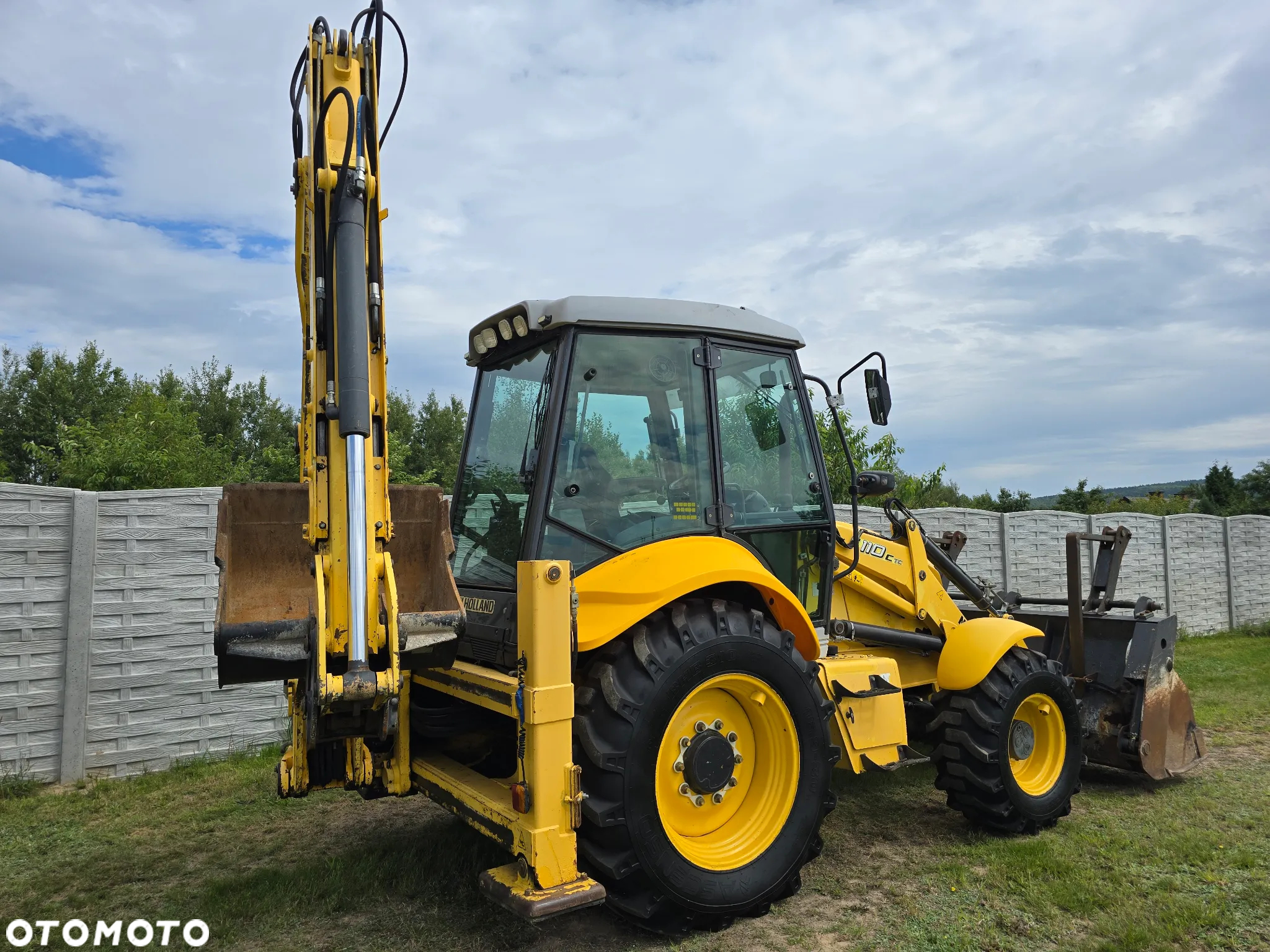 New Holland - 11