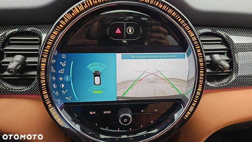 MINI Cooper SE Classic Trim - 20