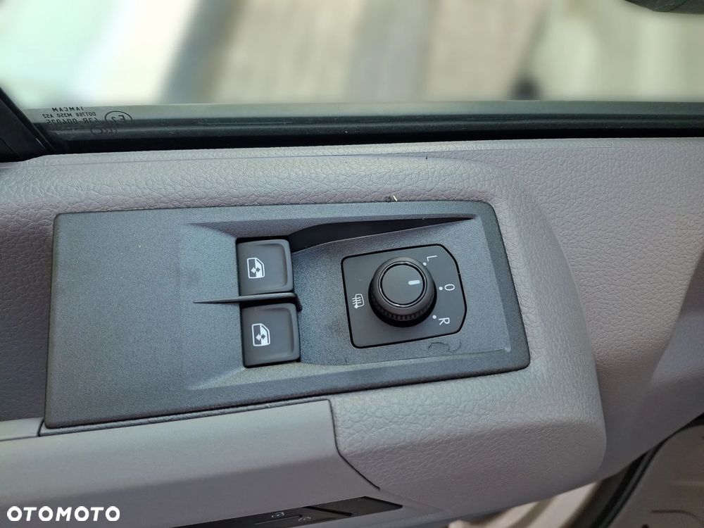 Volkswagen Crafter - 14