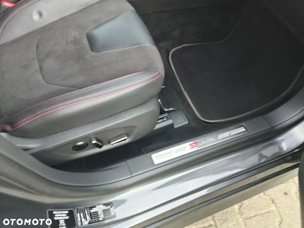 Ford Mondeo - 14