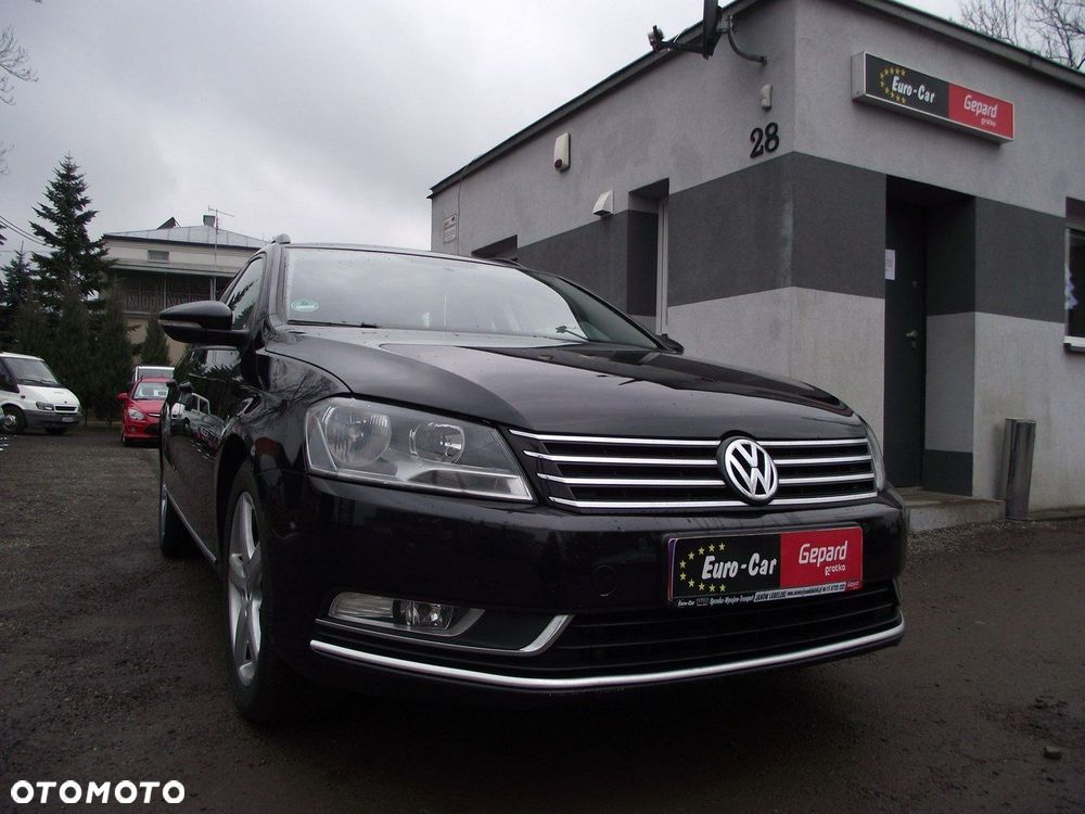 Volkswagen Passat Variant - 2