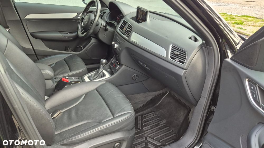 Audi Q3 - 17