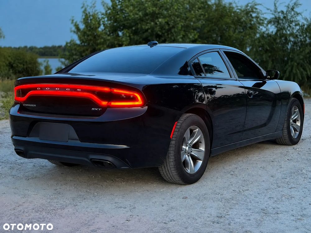 Dodge Charger - 6