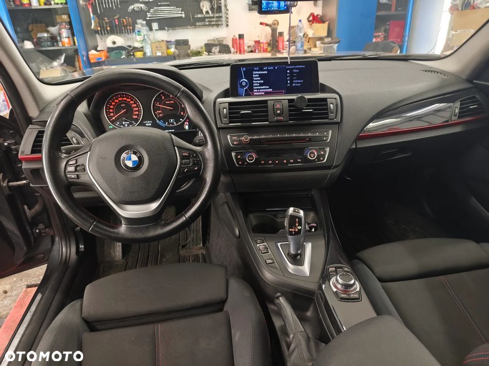 BMW Seria 1 120d Sport Line - 13