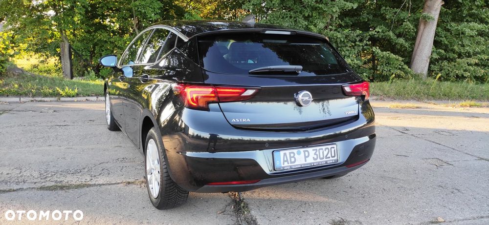 Opel Astra 1.4 Turbo Edition - 26