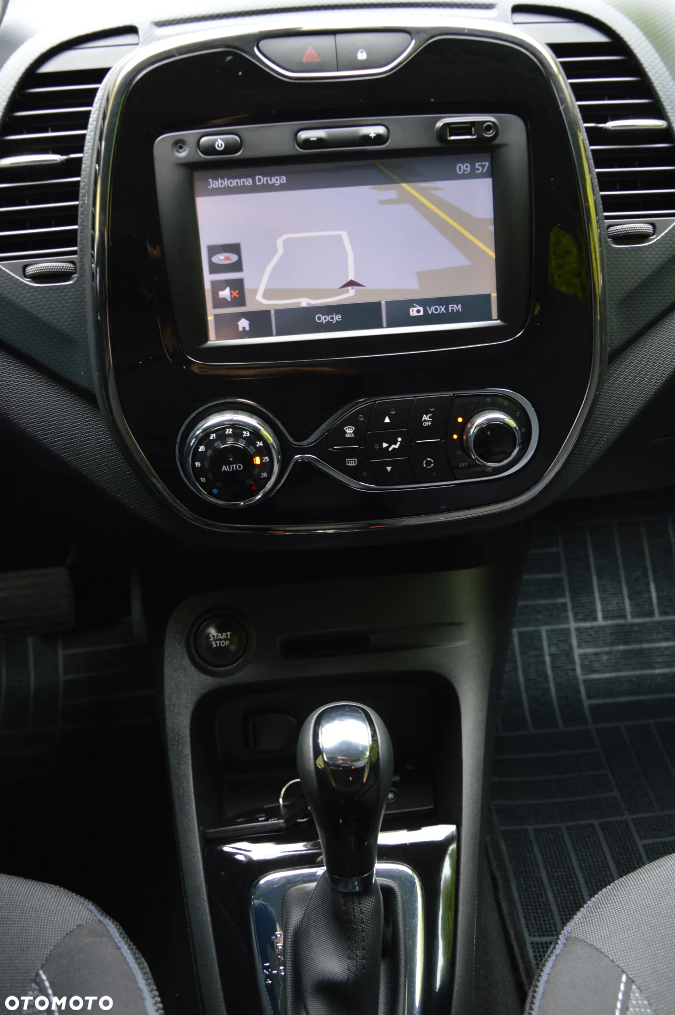 Renault Captur (ENERGY) dCi 90 EDC BOSE EDITION - 39