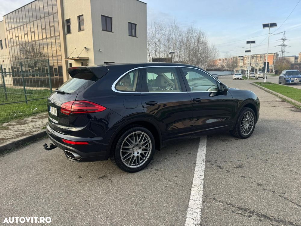 Porsche Cayenne Diesel Tiptronic S - 5