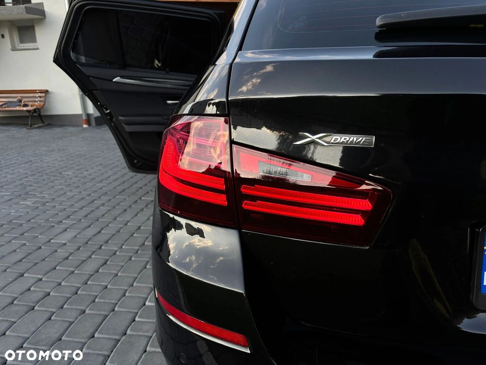 BMW Seria 5 520d xDrive - 27