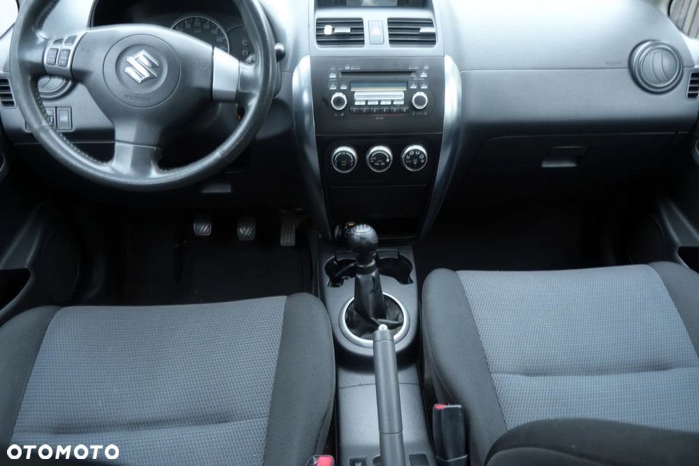 Suzuki SX4 - 11