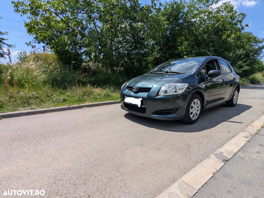 Toyota Auris 1.4 Terra - 17