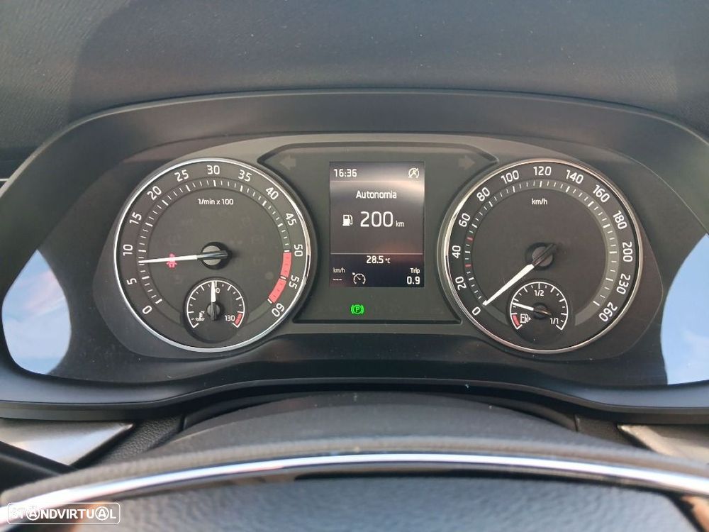 Skoda Octavia Break 2.0 TDI Ambition - 13