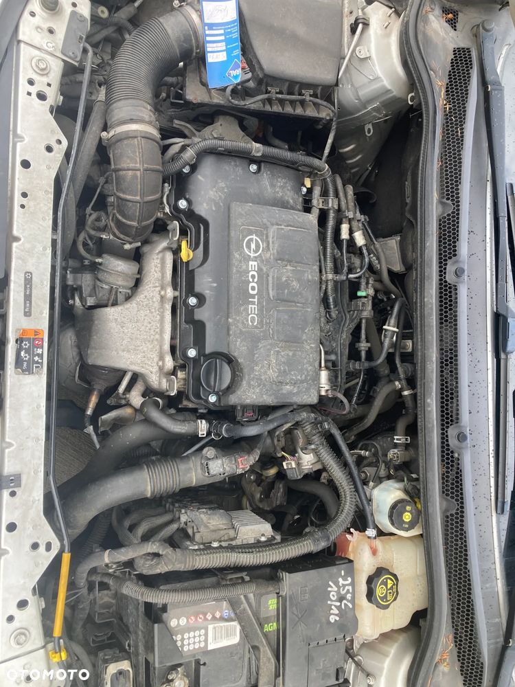 Opel Astra 1.4 Turbo Active - 15