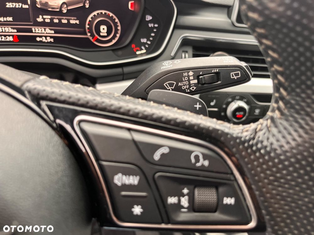 Audi A4 Avant 2.0 TDI Quattro S tronic - 15