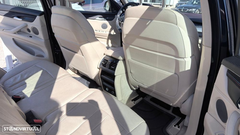 BMW X5 25 d sDrive Comfort 7L - 13