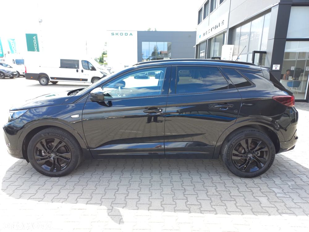 Opel Grandland 1.2 T GS S&S - 8