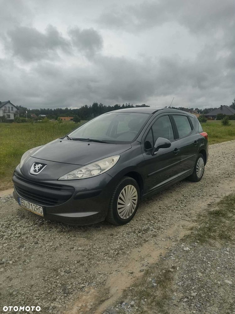 Peugeot 207 - 3