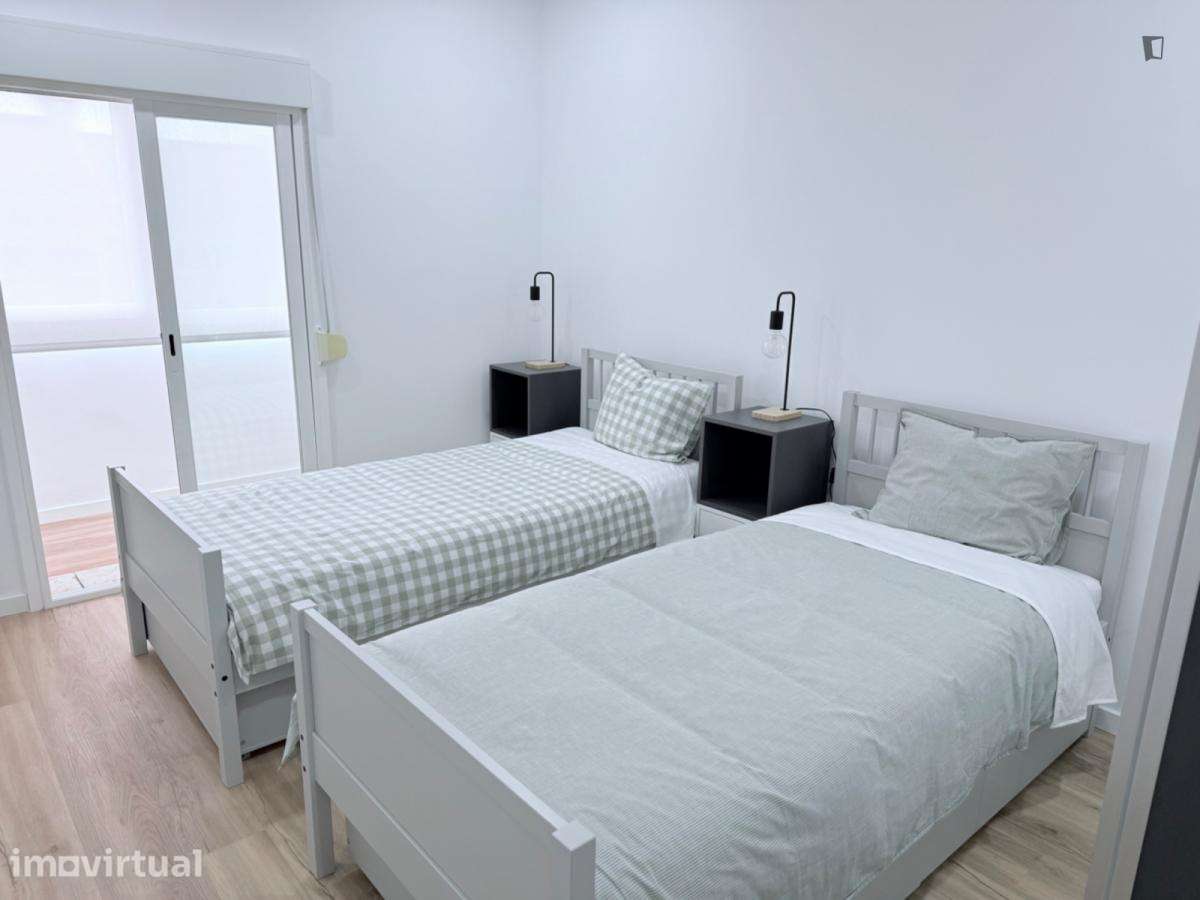Apartamento com 2 quartos - localizado em Almada Lisbon - Grande imagem: 4/6