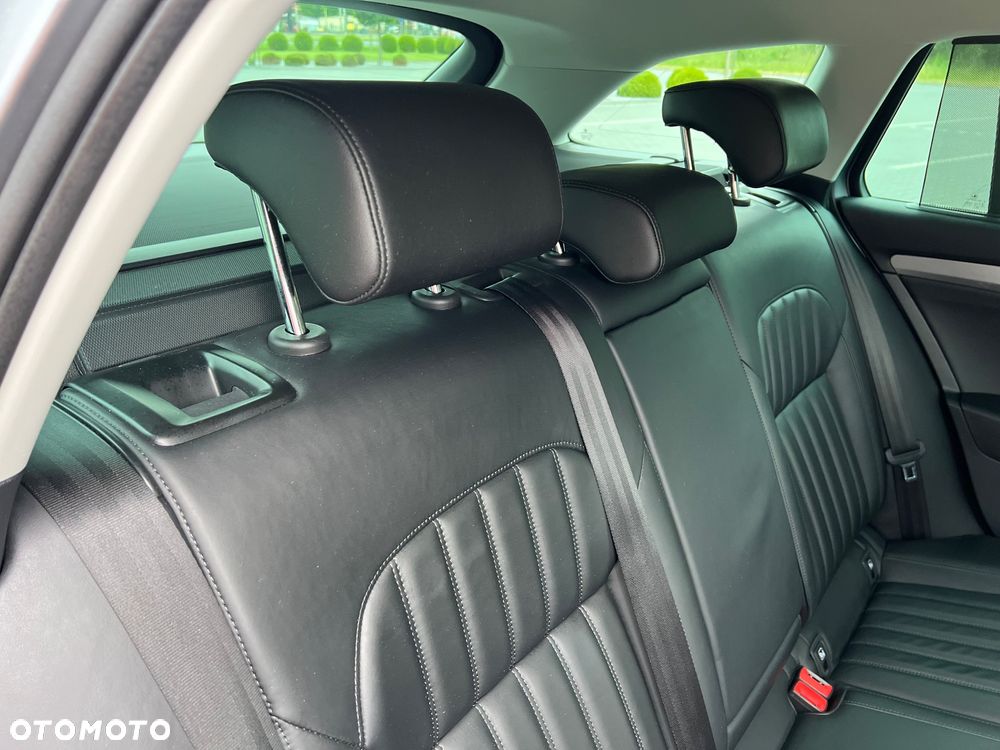 Skoda Superb 2.0 TDI Ambition - 32
