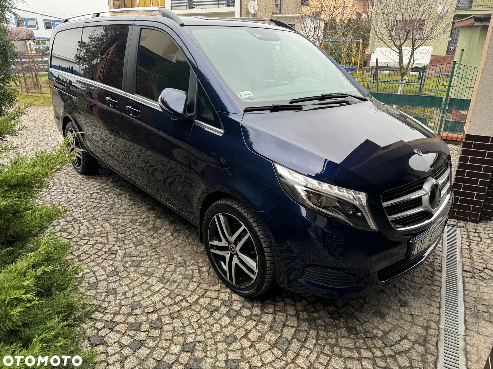 Mercedes-Benz Klasa V 250 d 4-Matic Exclusive 7G-Tronic - 5