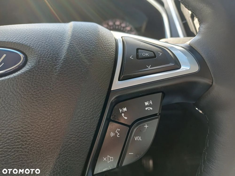 Ford Edge 2.0 EcoBlue Bi-Turbo 4x4 Vignale - 27