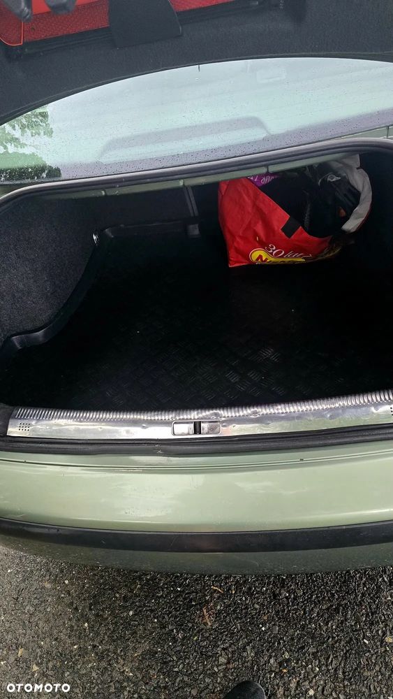 Volkswagen Passat 1.9 TDI - 8