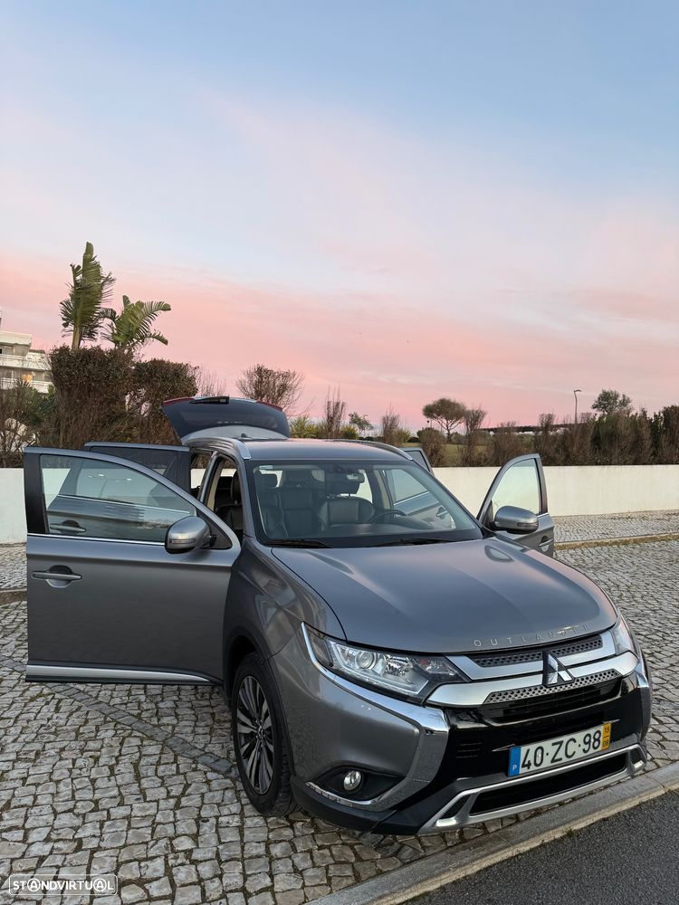 Mitsubishi Outlander 2.0 Kaiteki CVT - 13