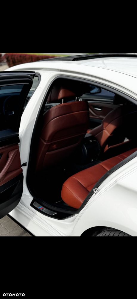 BMW Seria 5 528i Sport-Aut - 8