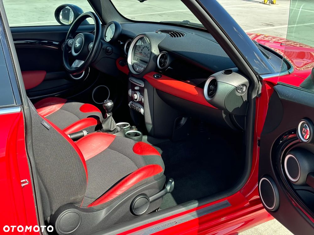 MINI Cooper S 50 Camden - 29
