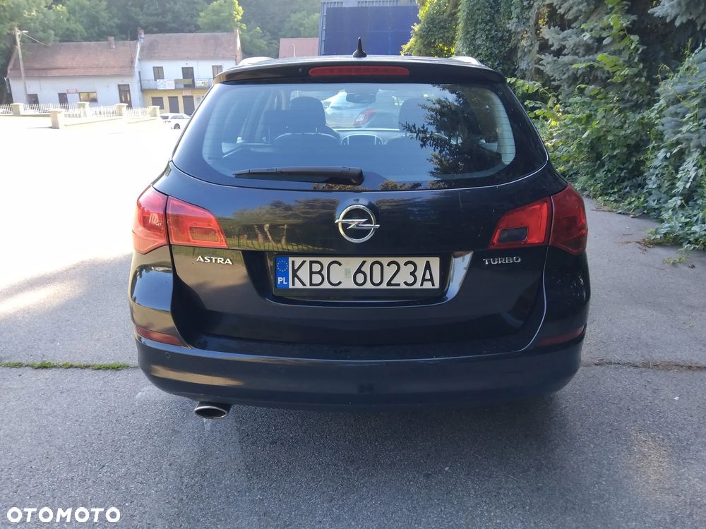 Opel Astra 1.4 Turbo 150 Jahre - 6