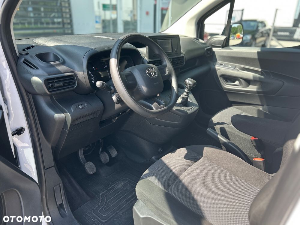 Toyota PROACE CITY - 9