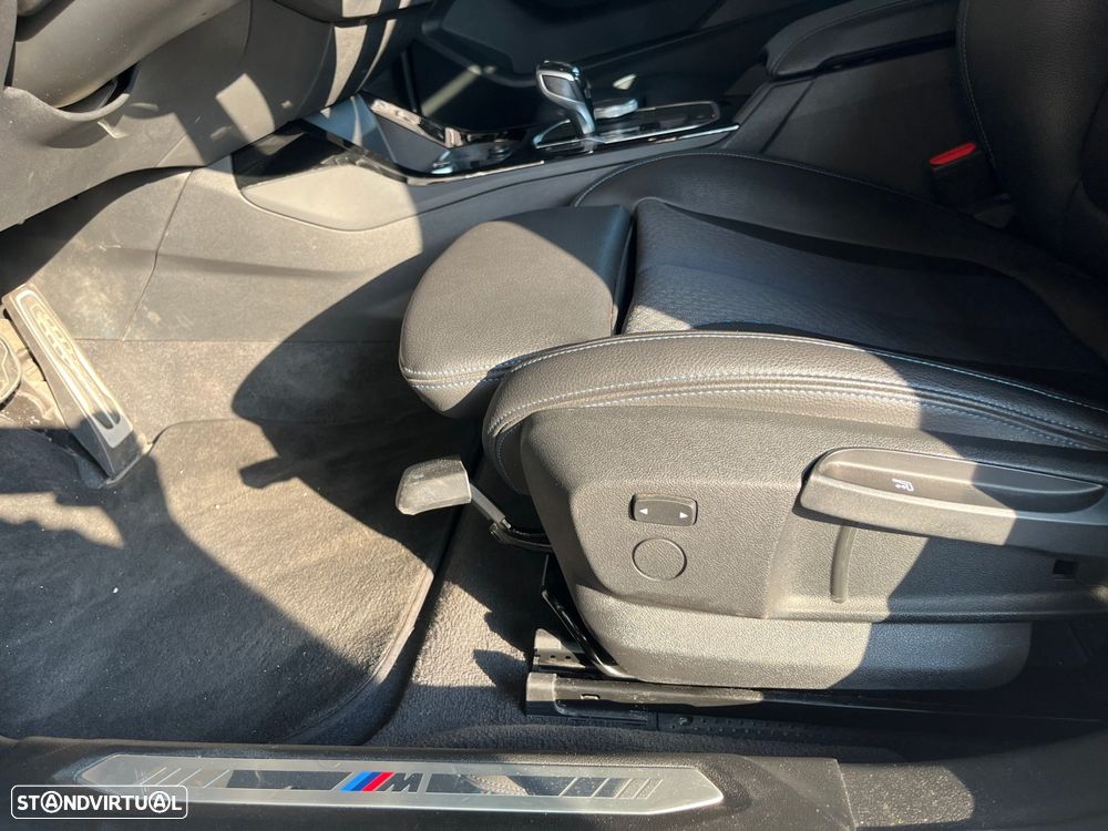 BMW 216 Gran Coupé d Pack Desportivo M - 17
