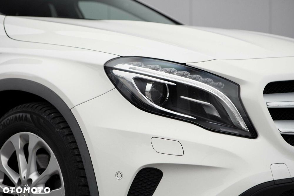 Mercedes-Benz GLA - 6