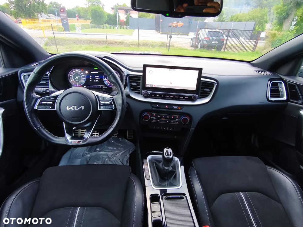 Kia ProCeed 1.5 T-GDI OPF GT LINE - 30