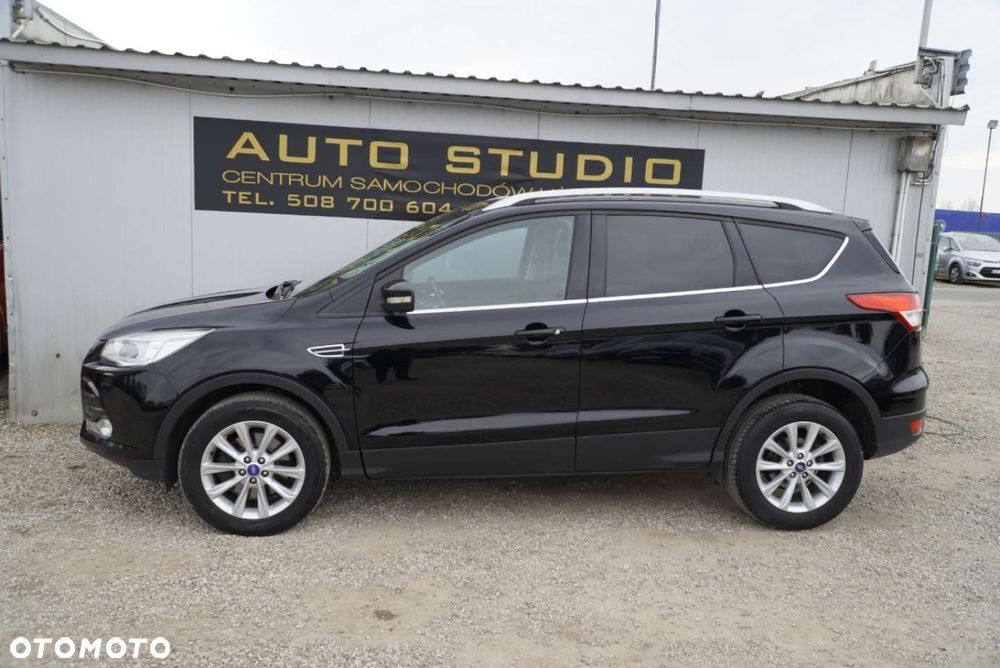 Ford Kuga 2.0 TDCi 2x4 Titanium - 30