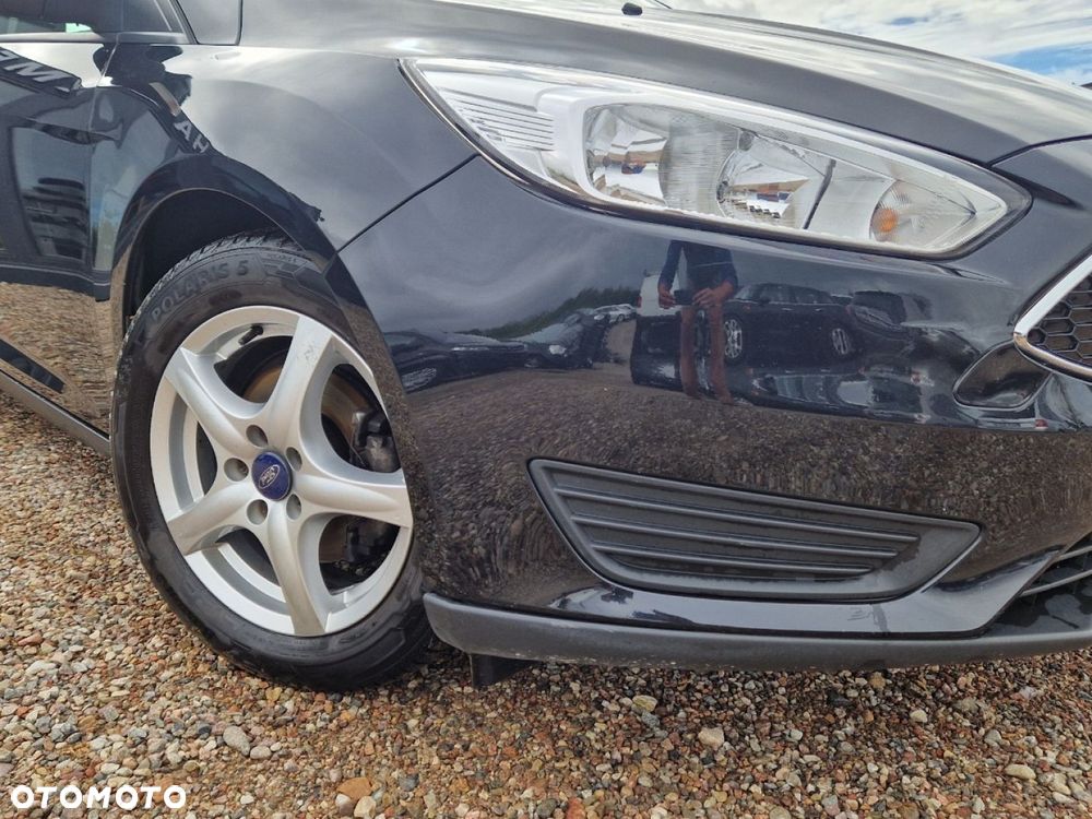 Ford Focus 1.0 EcoBoost Trend Edition - 26