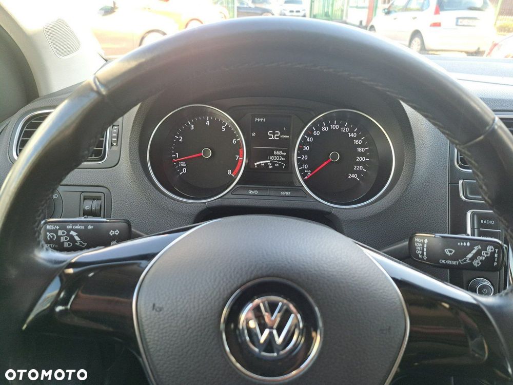 Volkswagen Polo 1.2 TSI BMT Comfortline - 20