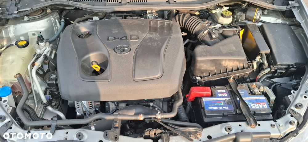 Toyota Auris - 13