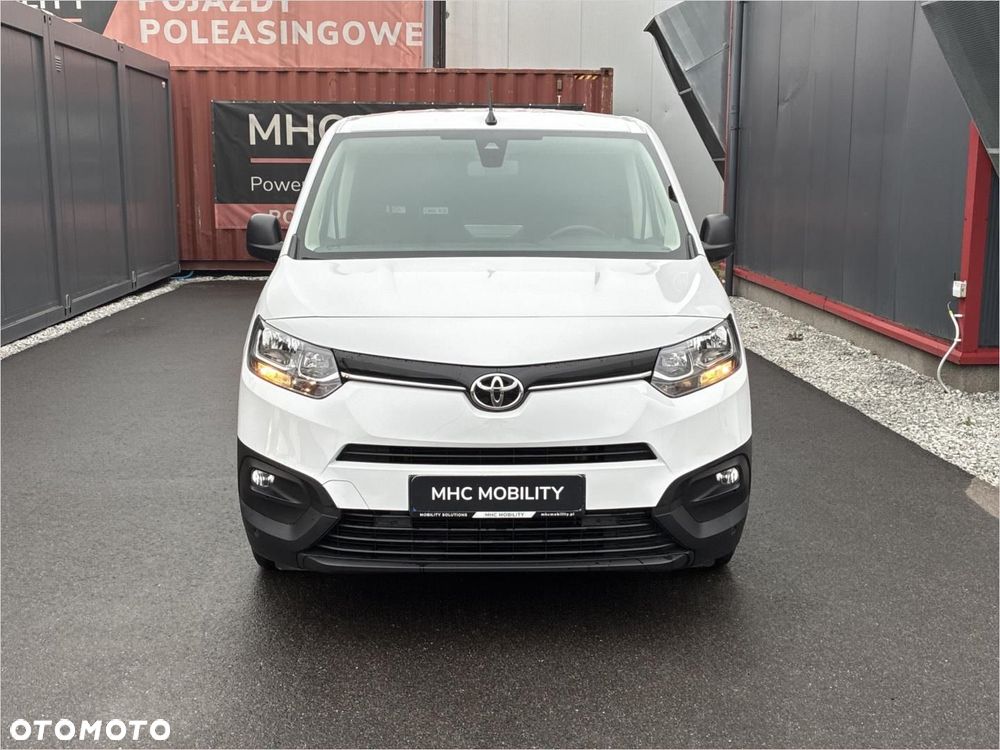 Toyota Proace City 1.2 D-4T 2,3t Active - 11