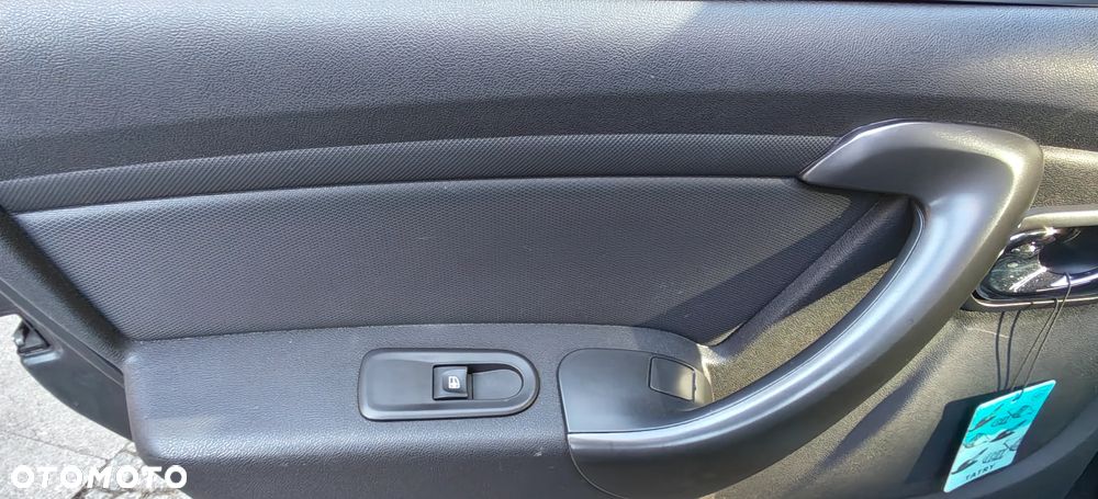 Dacia Duster 1.6 Ambiance Euro5 - 27