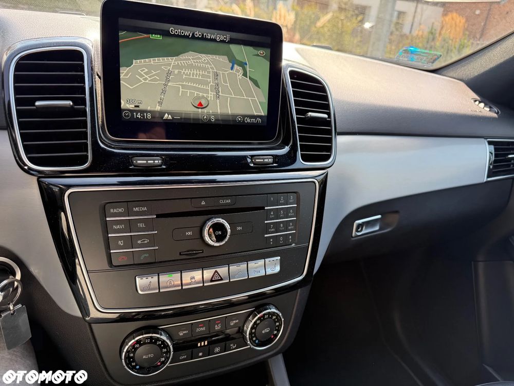 Mercedes-Benz GLE 250 d 4-Matic - 29