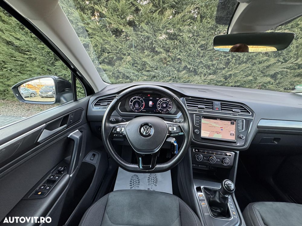 Volkswagen Tiguan 2.0 TDI SCR (BlueMotion Technology) Highline - 17