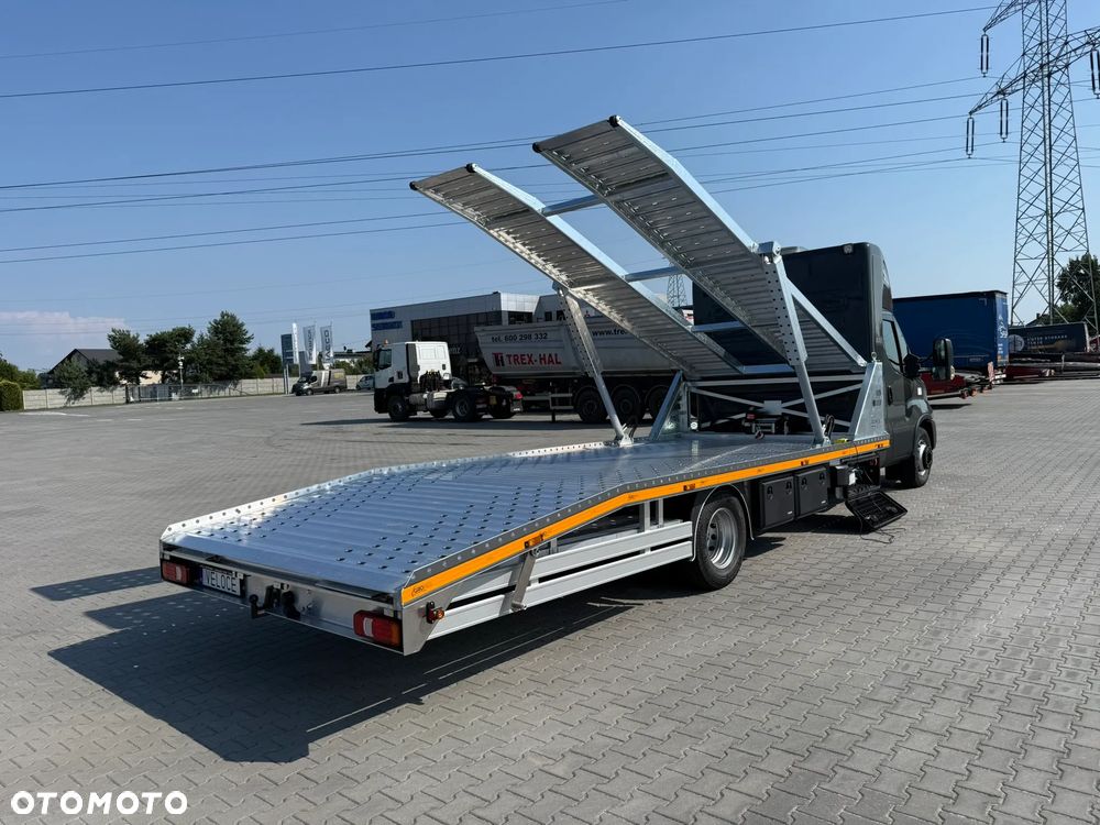 Iveco Daily 70C21A8P Laweta na dwa auta - 29