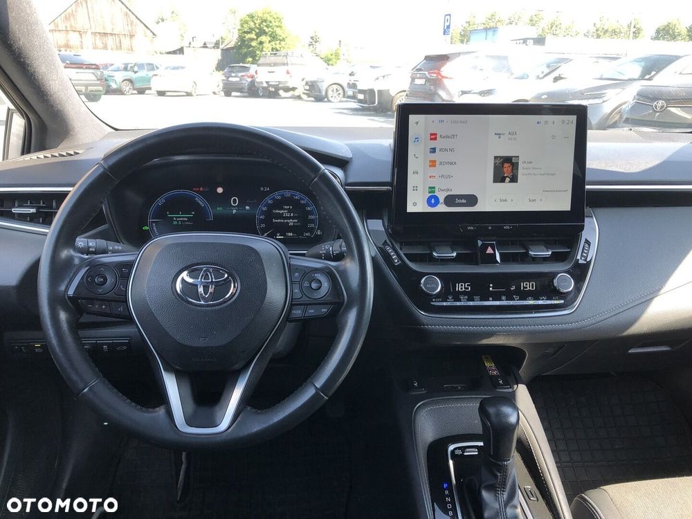 Toyota Corolla 1.8 Hybrid Style - 12