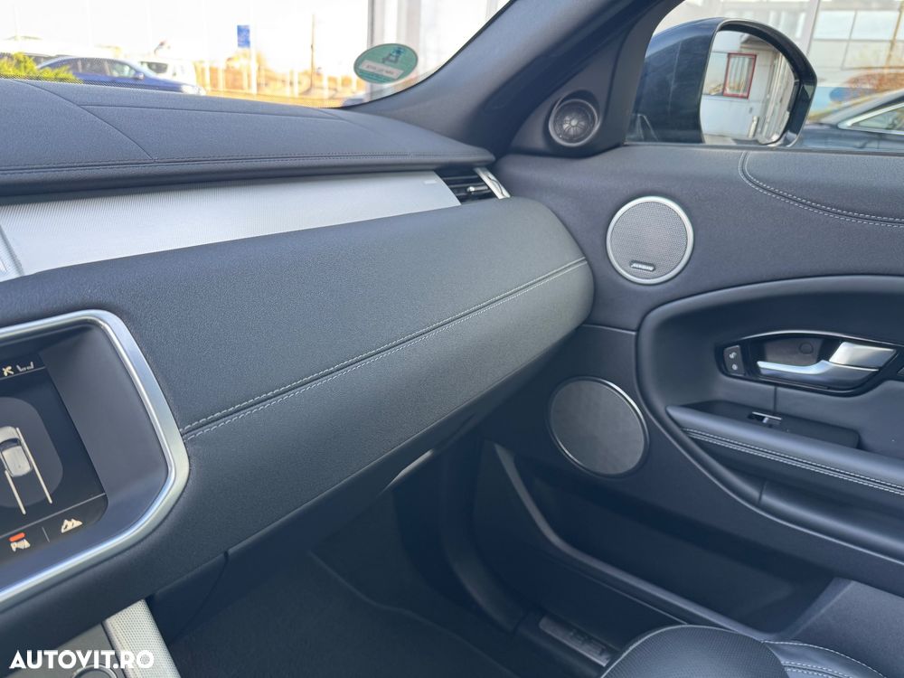 Land Rover Range Rover Evoque - 25