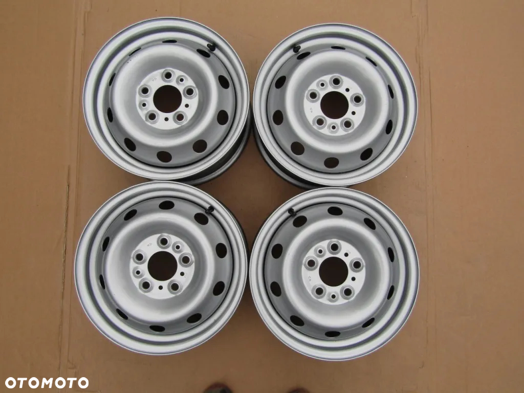 4x NOWE Felgi 15 Fiat Ducato Peugeot Boxer Citroen Jumper 6j 5x130 ET68 / NOWE - 15