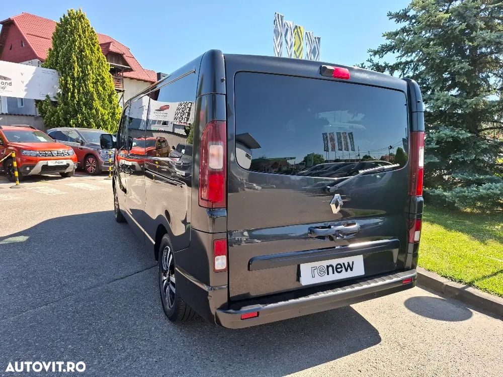 Renault Trafic 2.0 Blue dCi 170 EDC S&S L2 7+1 SpaceClass - 2